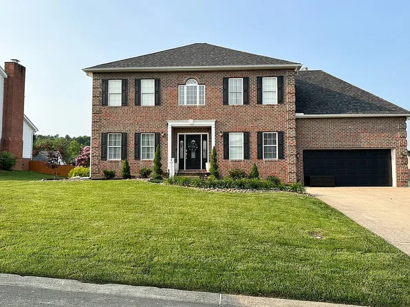 69 Shannon Dr, Hurricane, WV 25526