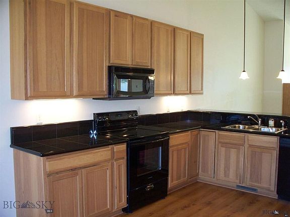 5th image of 3300 E Graf St Unit 40