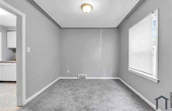 18148 Heyden St, photo 7