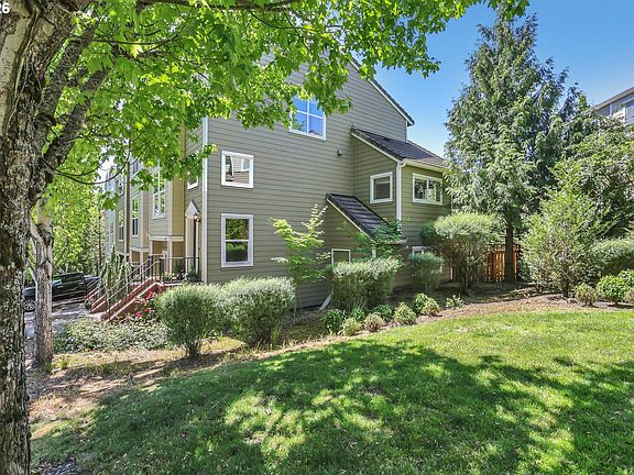 3rd image of 2879 NW Kennedy Ct #59