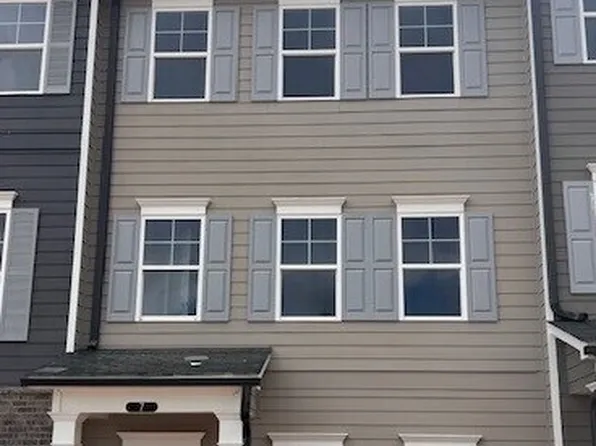 7 Mercury Ln #34, Newnan, GA 30265