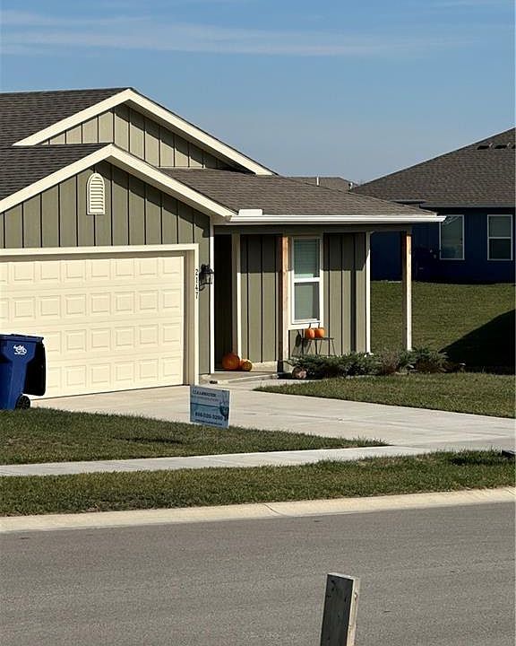 1st image of 2266 Rock Creek Dr
