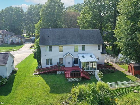 4th image of 4471 Pembrooke Ct