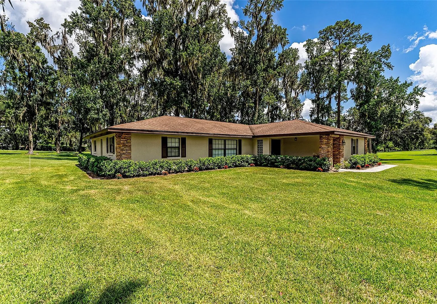 34482 - Ocala — Photo 2