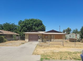 307 S La Fond Rd, Tipton, CA 93272