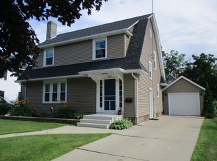 1855 New York Ave, Manitowoc, WI 54220