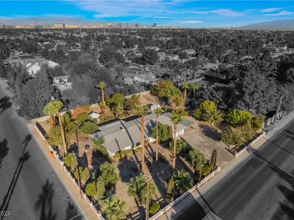 5881 S Sandhill Rd, Las Vegas, NV 89120