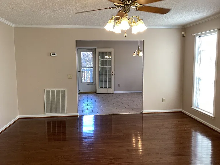 6422 Levi Rd — Photo 19