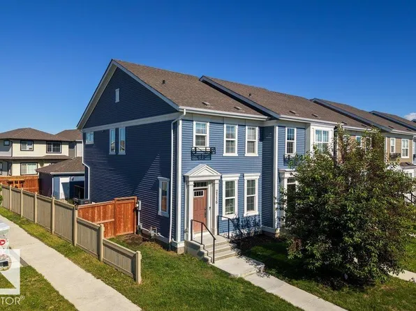 2116 Maple Rd NW, Edmonton, AB T6T 2L6