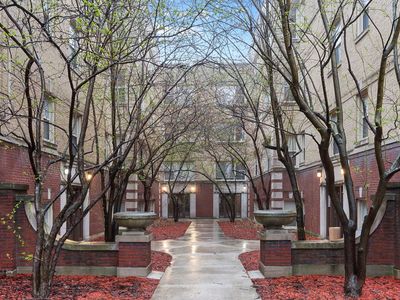 4851 N Harding Ave #2, Chicago, IL, 60625
