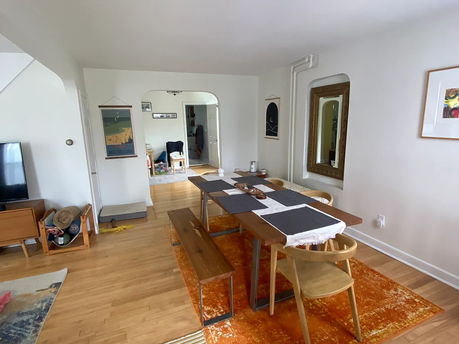 3 bed, 1318 sqft, $2,650 — Photo 3