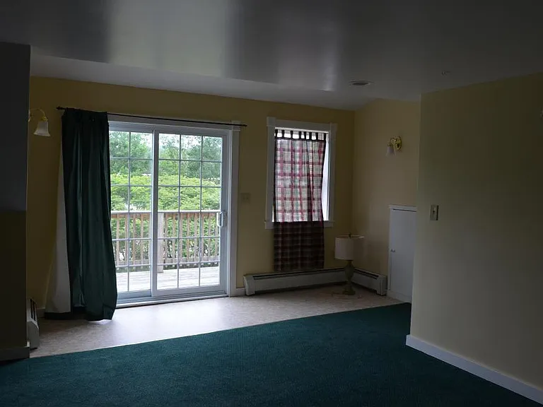 1092 State Route 175 — Photo 7