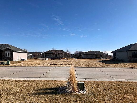 Street View of 529 Redwood l