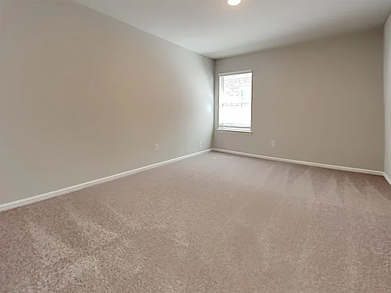 2926 Culver Ave — Photo 8