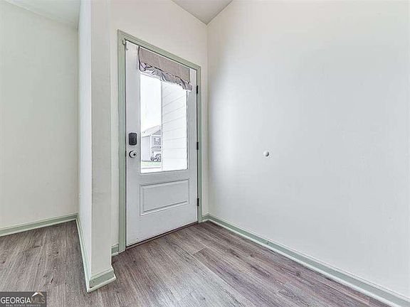 3rd image of 210 Addison Dr NW