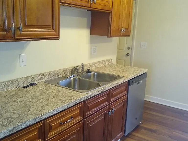 3524 Arnsby Rd — Photo 9