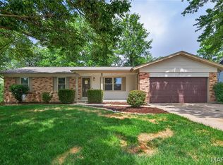 417 Timberidge Dr, Saint Peters, MO 63376