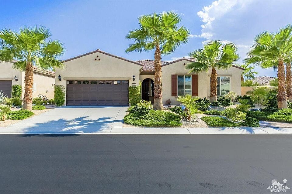 1st image of 81609 Avenida Estuco