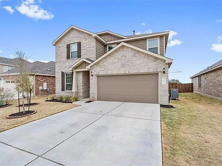200 Duroc Dr — Photo 1