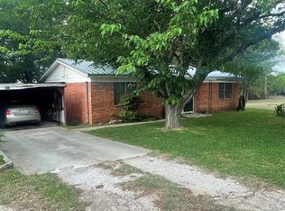 173 N Mohon St, De Leon, TX 76444