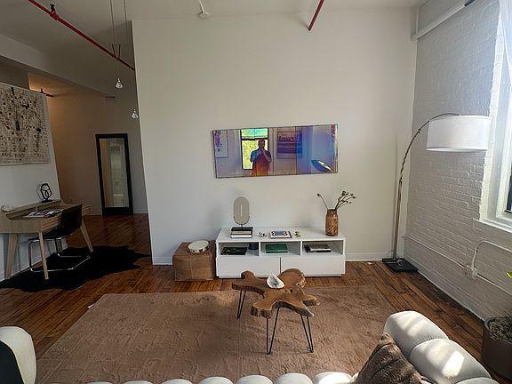 2nd image of 112 Lincoln Ave APT 406