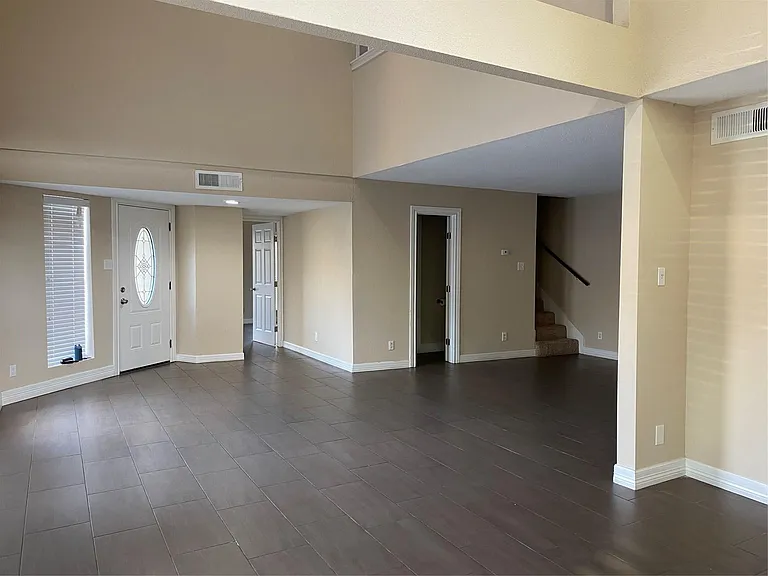 12625 Memorial Dr #61 — Photo 3