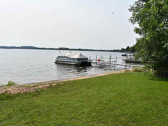 4th image of N5966 Lake Dr