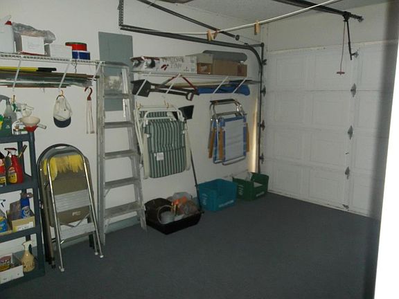 4th image of 2384 SE Brekenridge Cir