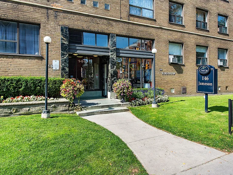 146 Jameson Ave #140 — Photo 5