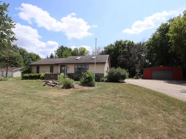 3507 W 20th Ave, Oshkosh, WI 54904