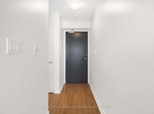 25 Capreol Ct #2102, Toronto, ON M5V3Z7