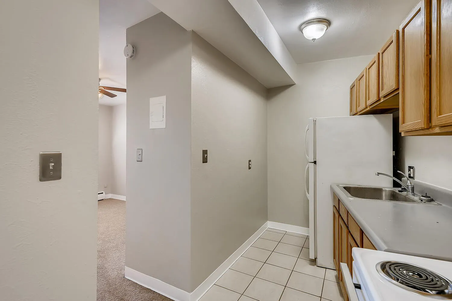 1 bed, 1.0 bath, 650 sqft, $1,140 — Photo 4