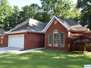 2844 Creek Ridge Trl, Guntersville, AL 35976