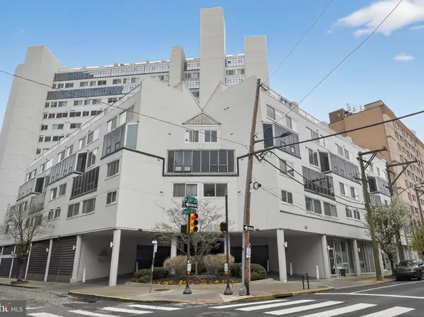 2301 Cherry St APT 14A, Philadelphia, PA 19103