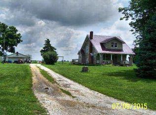 1575 N County Road 1950, Carthage, IL 62321