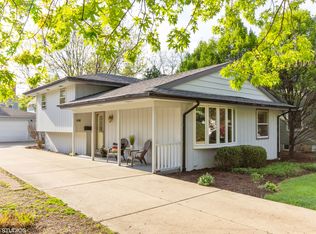 126 N Laird St, Naperville, IL 60540