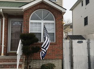 451 Ridgewood Ave, Staten Island, NY 10312
