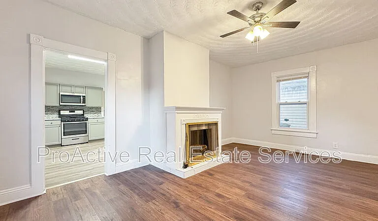2728 E Virginia Beach Blvd — Photo 6