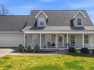 1435 Club Dr, Loudon, TN 37774