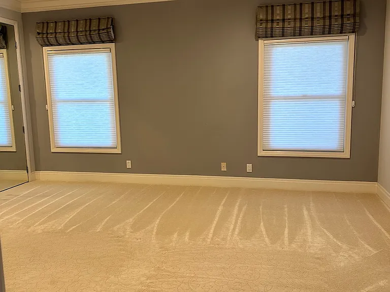 2040 Forest View Ave — Photo 9