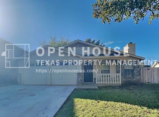 725 Cornfield Dr, Arlington, TX 76017