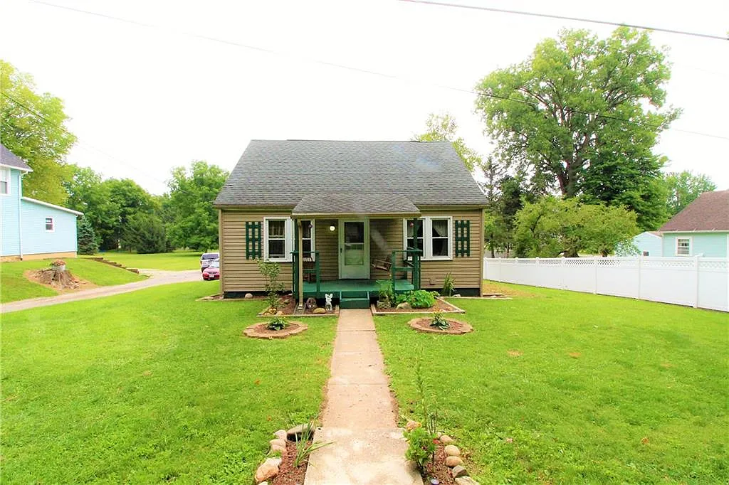 231 S Taylor St photo 1