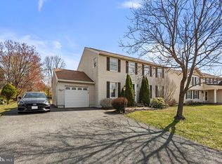 8745 Cardinal Forest Cir, Laurel, MD 20723