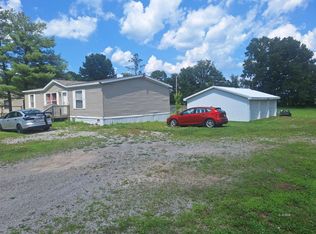 5832 Meadowbrook Rd, Albany, OH 45710