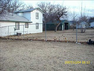 2nd image of 1140 NW 96th St