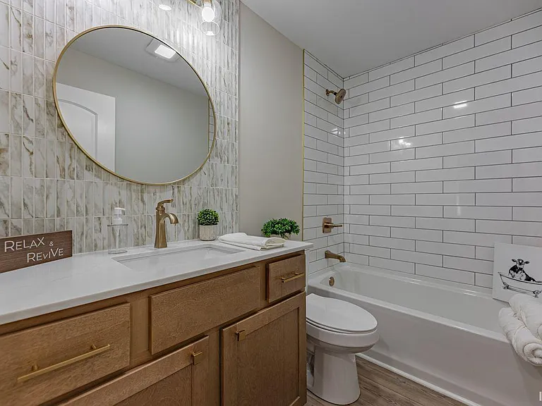 1628 E Blackford Ave — Photo 11