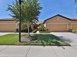 5720 Eden Falls Pl, Apollo Beach, FL 33572