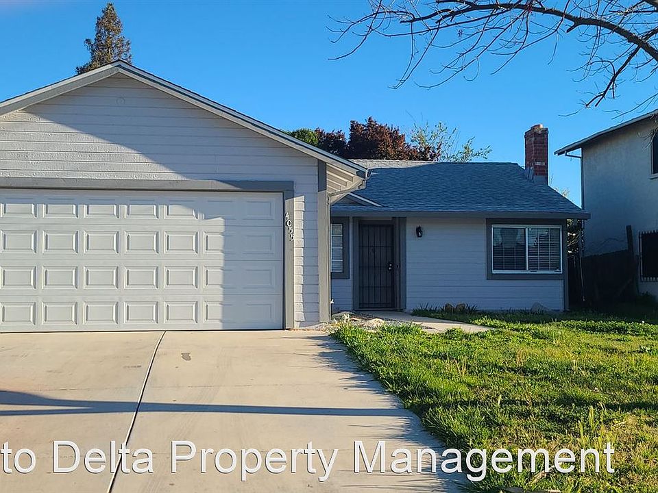 1st image of 4055 Deer Hill Dr