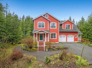 1095 Hendrickson Rd, Juneau, AK 99801