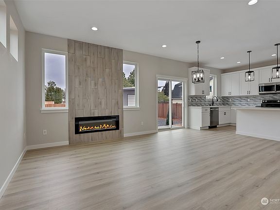 5th image of 1713 121st Street S